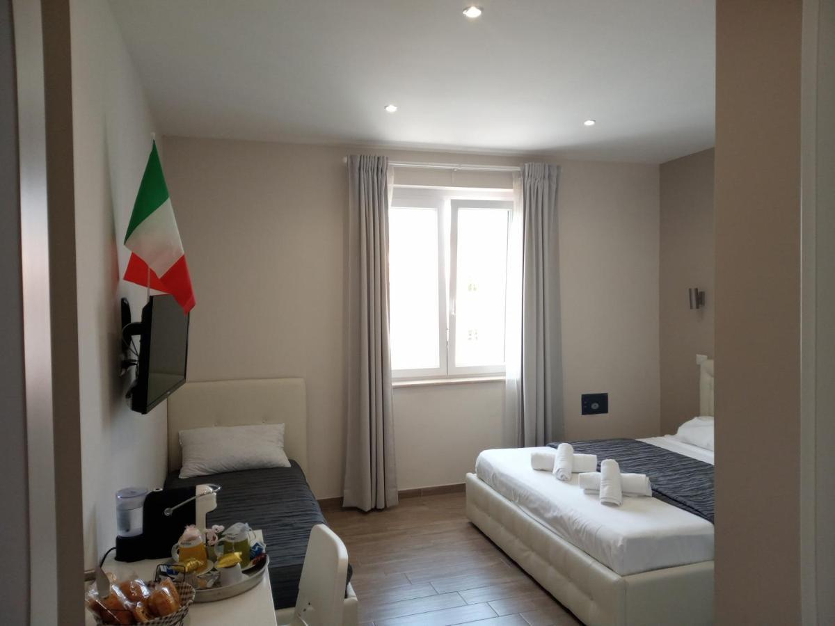 B&B Purple Italy 菲乌米奇诺 外观 照片